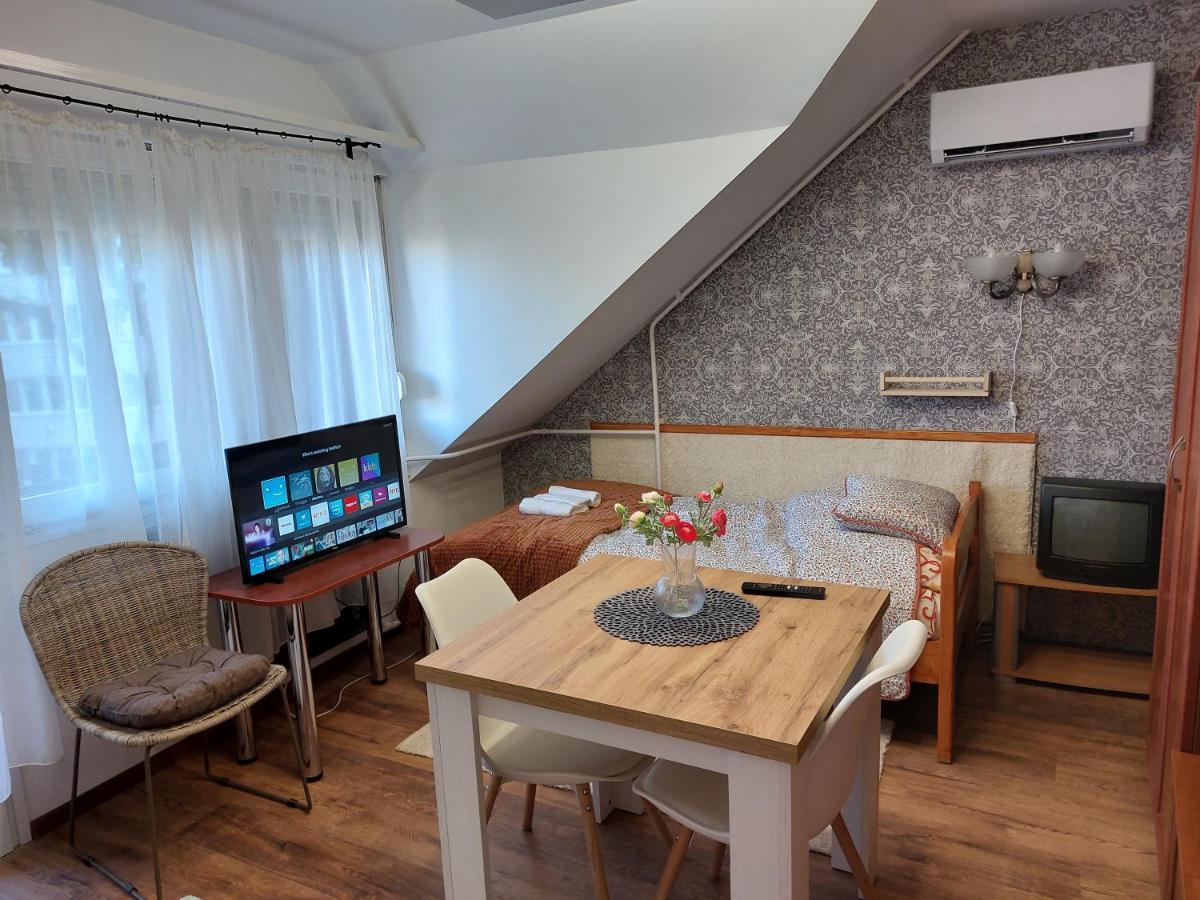 Summer House Apartman Debrecen Eksteriør bilde