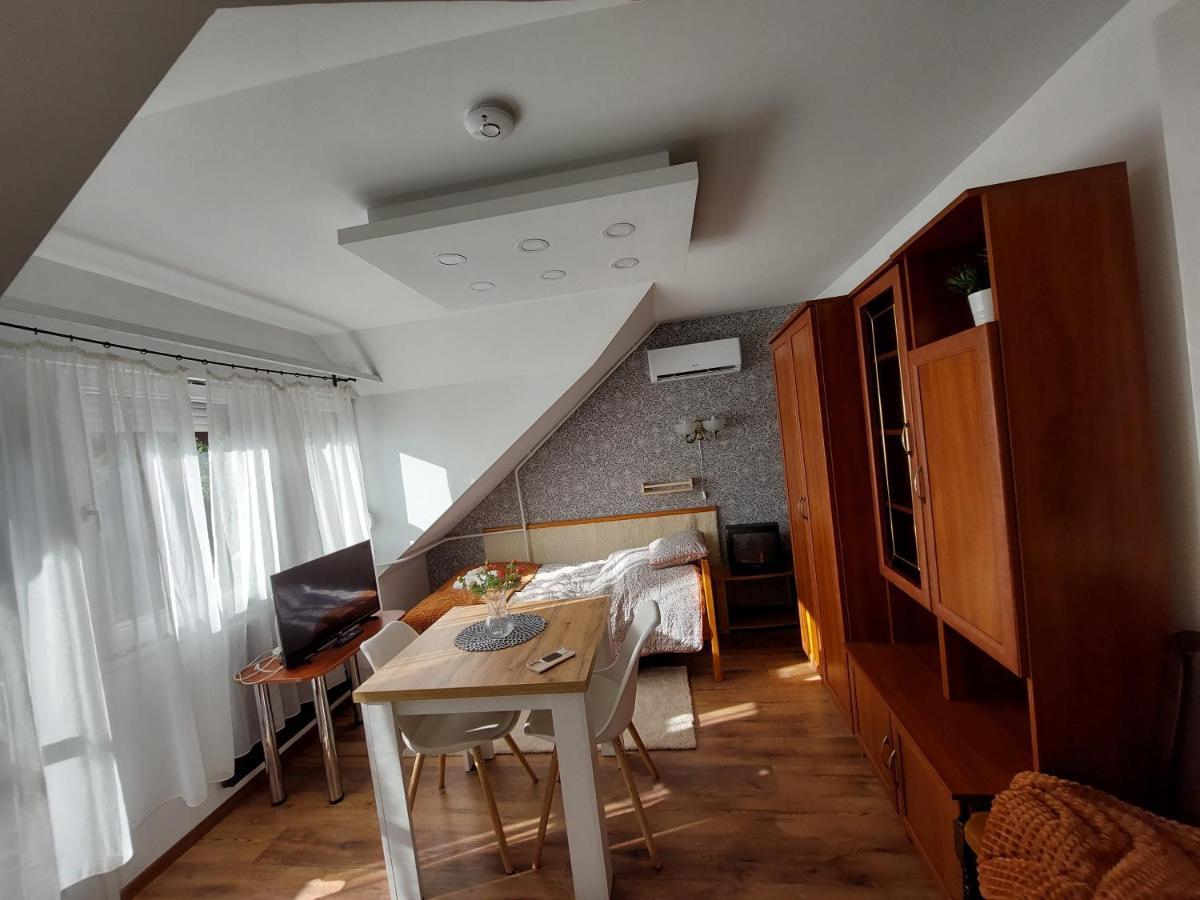 Summer House Apartman Debrecen Eksteriør bilde