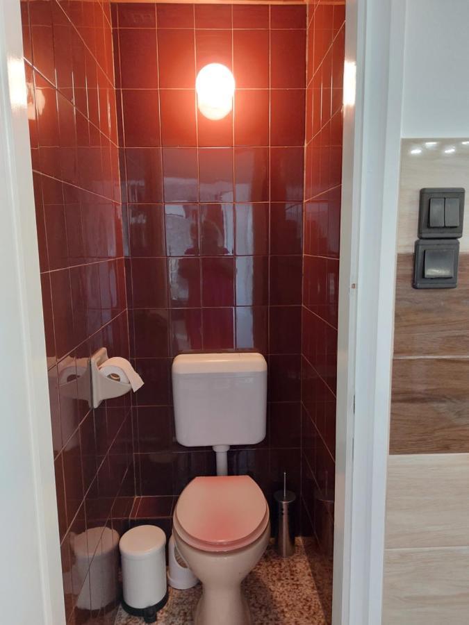 Summer House Apartman Debrecen Eksteriør bilde